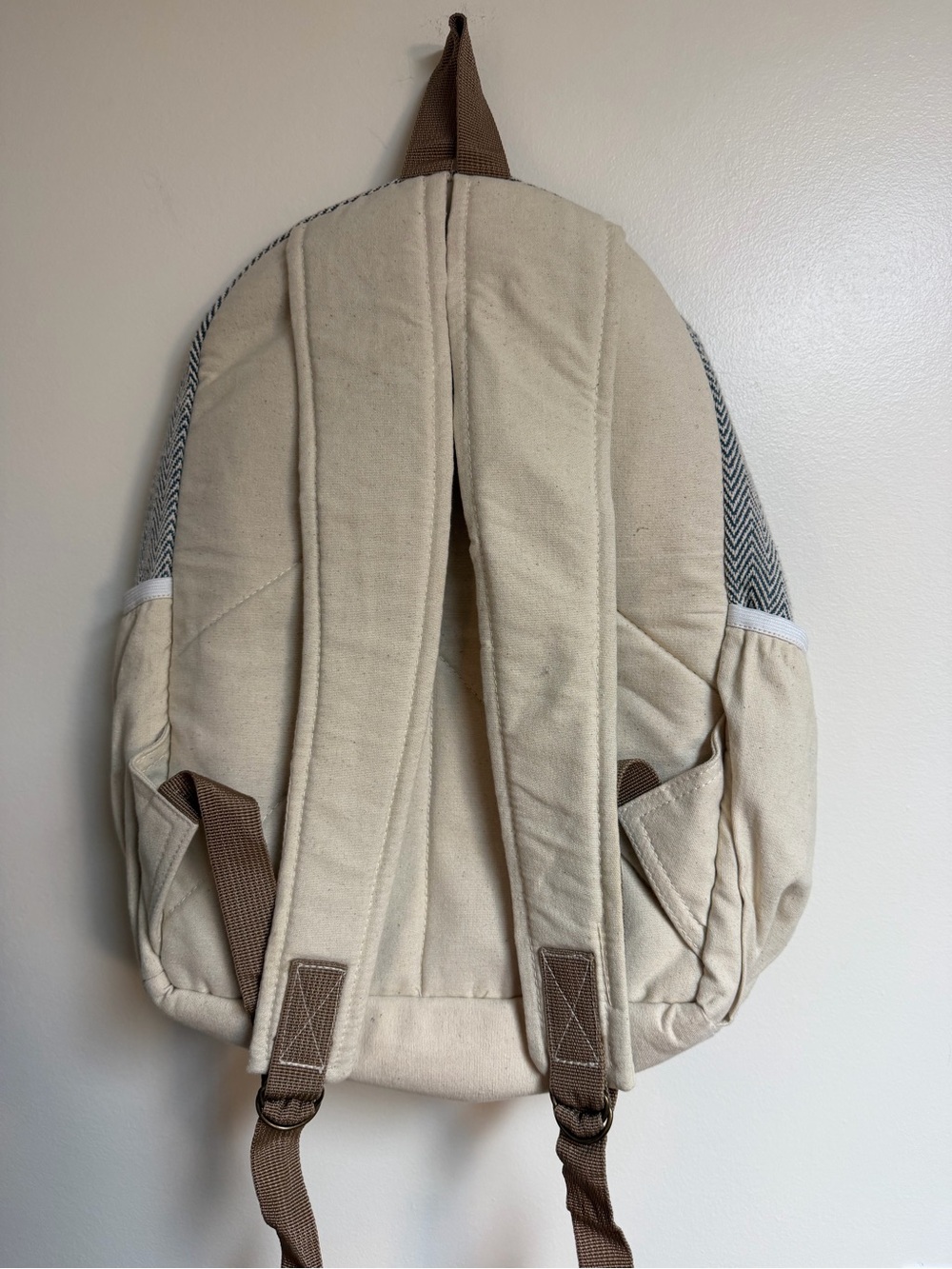 Himalayan Hemp Multicolor Patterned Backpack - Picture 2 of 4